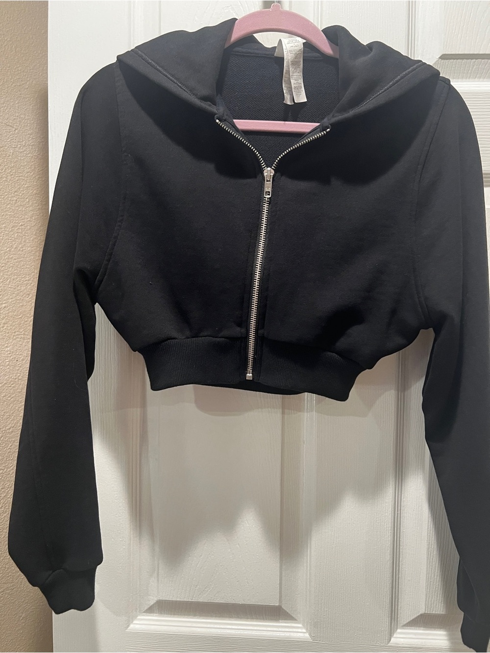 ALO Yoga Zip Up Cropped Hoodie
